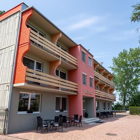 Rekreacne Stredisko Patince - Family Resort 外观 照片